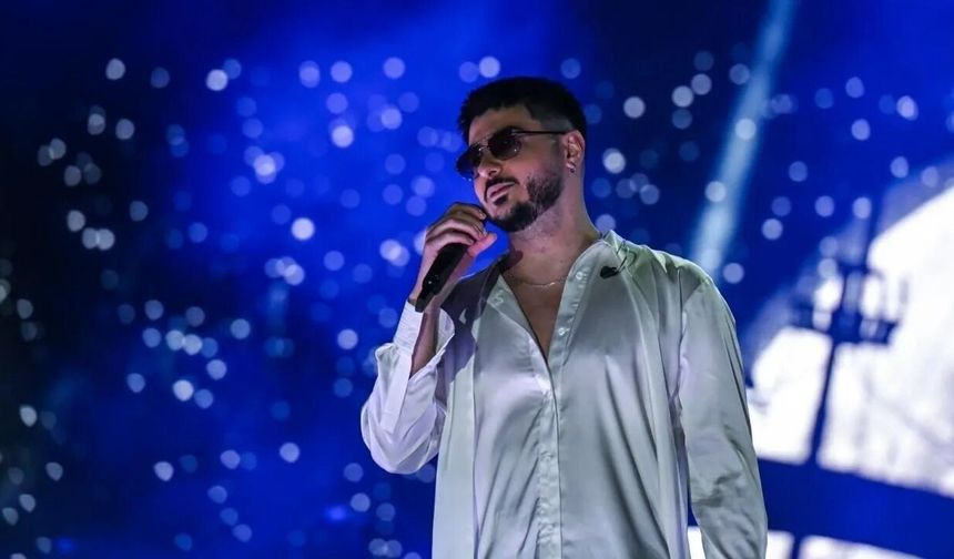İEF’te lazer krizi: Semicenk konsere ara verdi!