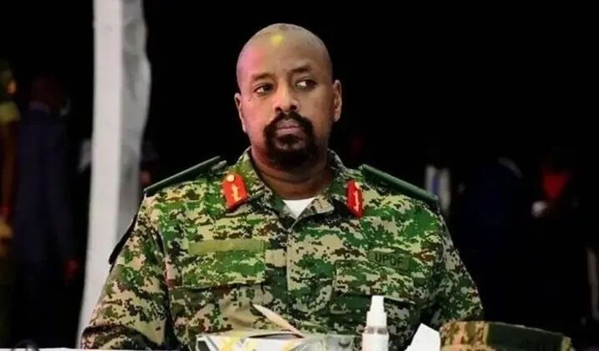 Uganda Genelkurmay Başkanı kimdir, Türk vatandaşlarına ne dedi?