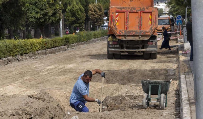 Bergama’daki o bölgede büyük değişim! Altyapı tamamlanıyor, asfalt geliyor