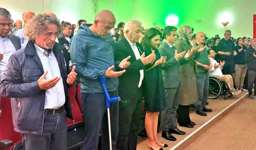 Çeşme’de eğitime adanmış bir ömür son buldu! Nemide Korkmaz son yolculuğuna uğurlandı