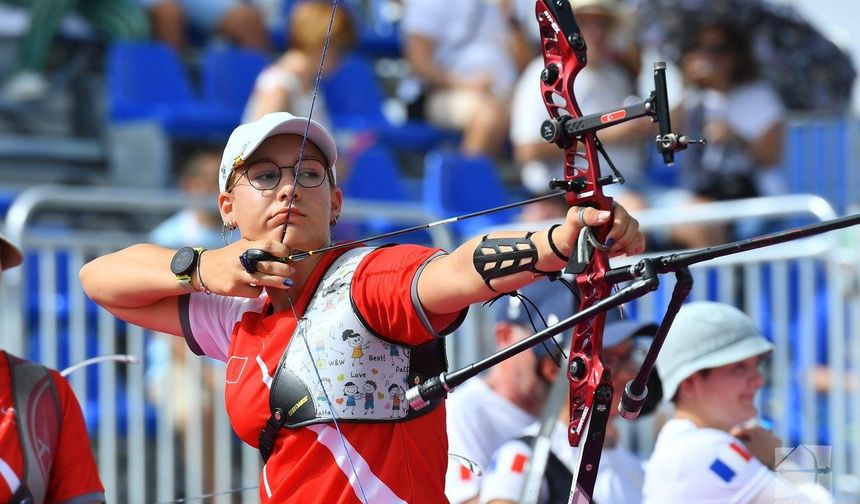 İzmirli Dünya Yenihayat’ın hedefi Gençlik Olimpiyatları’nda madalya!