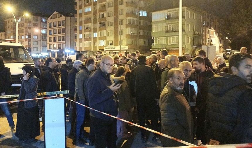 Gece yarısı korkutan olay! Kolon ve kirişlerinden ses gelen 7 katlı bina boşaltıldı