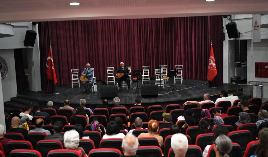 Sözün ve sazın efendileri Bornova’da buluştu: Unutulmaz aşıklar gecesi!
