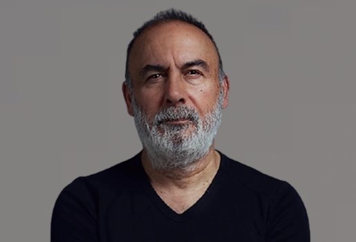 Yaşar Üzer Kimdir?