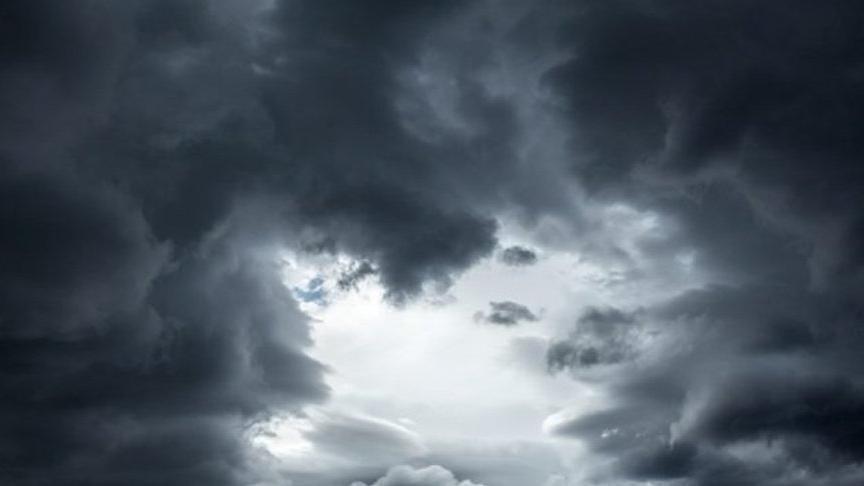 “İzmir’de hava parçalı ve çok bulutlu olacak”