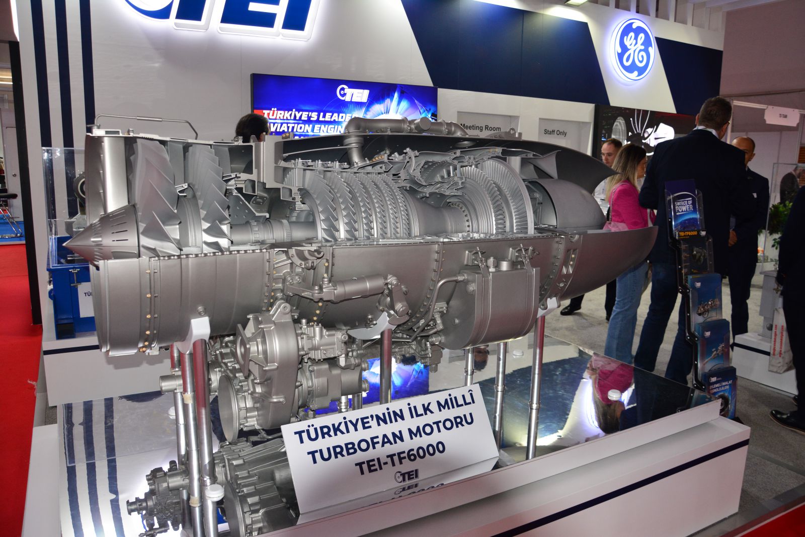 Türkiye'nin İlk Milli Turbofan Motoru TEI-TF6000 Tanıtıldı
