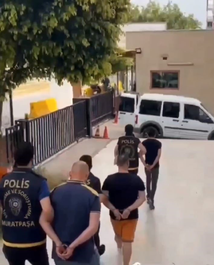 Yakalanan şüpheliler