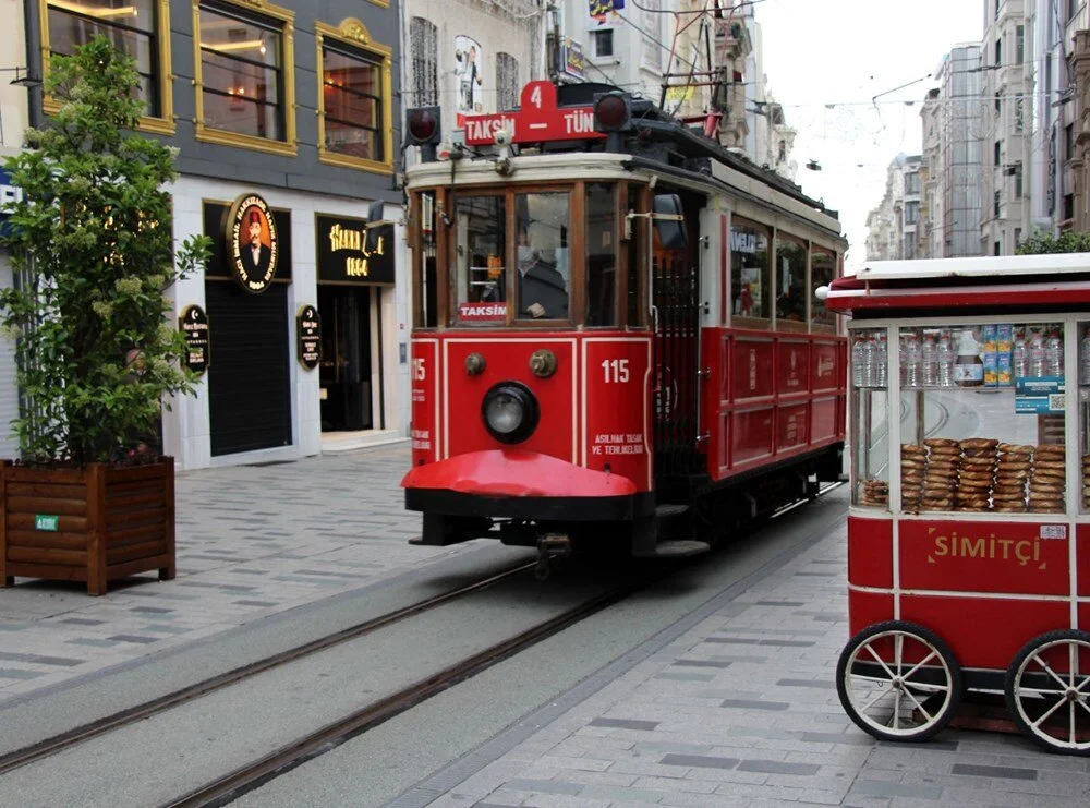istiklal caddesi tramvayları