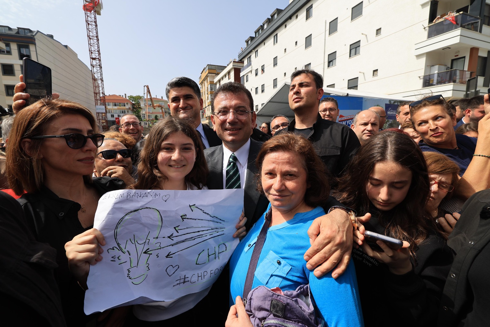 “ÇOK ÇALIŞMANIN ŞART OLDUĞUNUN FARKINDAYIZ”