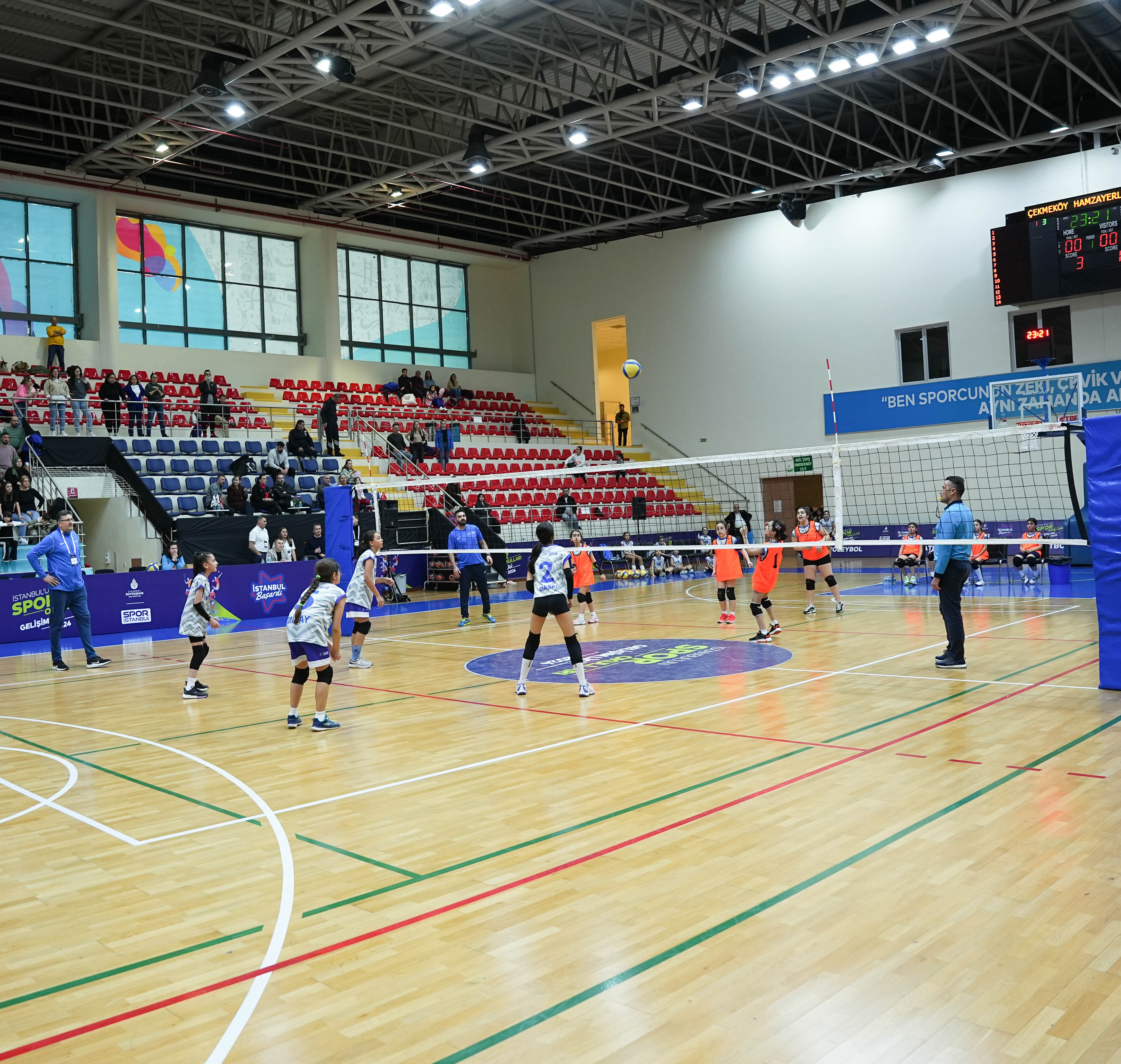 ÜÇ BÜYÜKLER DE TAKİPTE