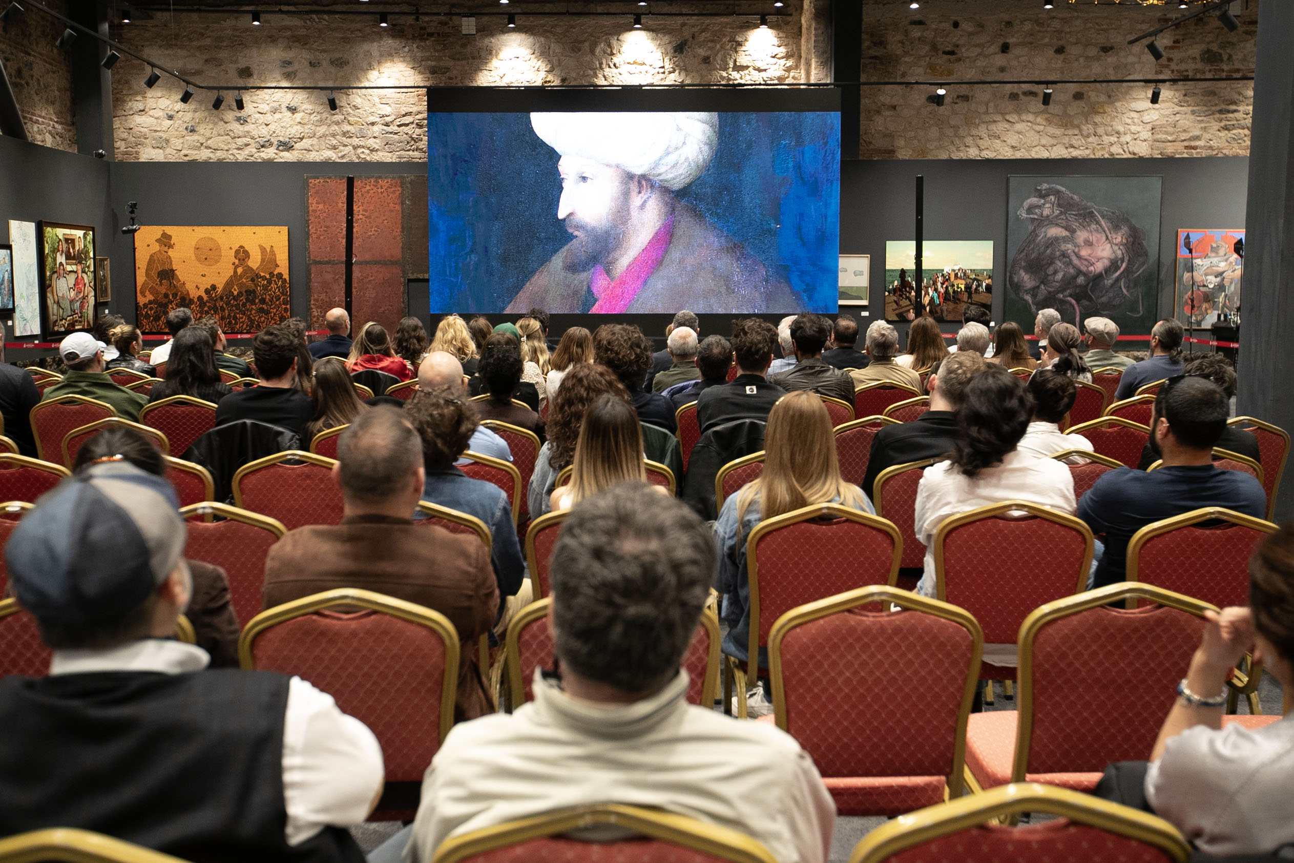 İZLEYİCİLERE TARİHÎ BİR YOLCULUK VAAT EDİYOR