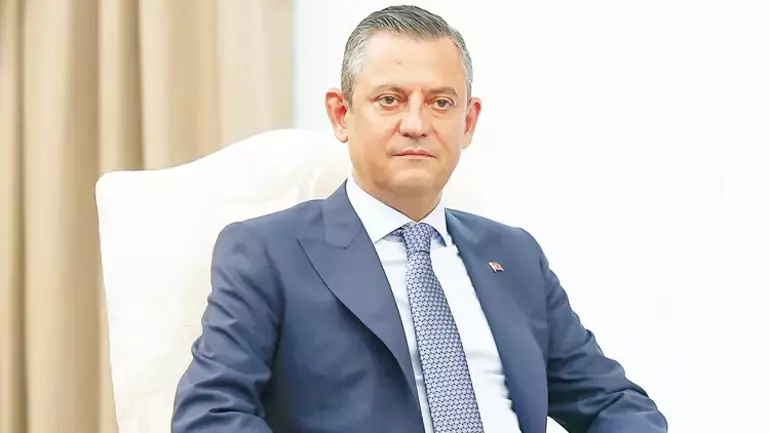 'Özgür Özel, genel başkanlıktan liderliğe evrilmiş durumda'