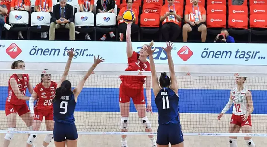 Polonya galibiyet serisine hız kaçırmadan devam ediyor