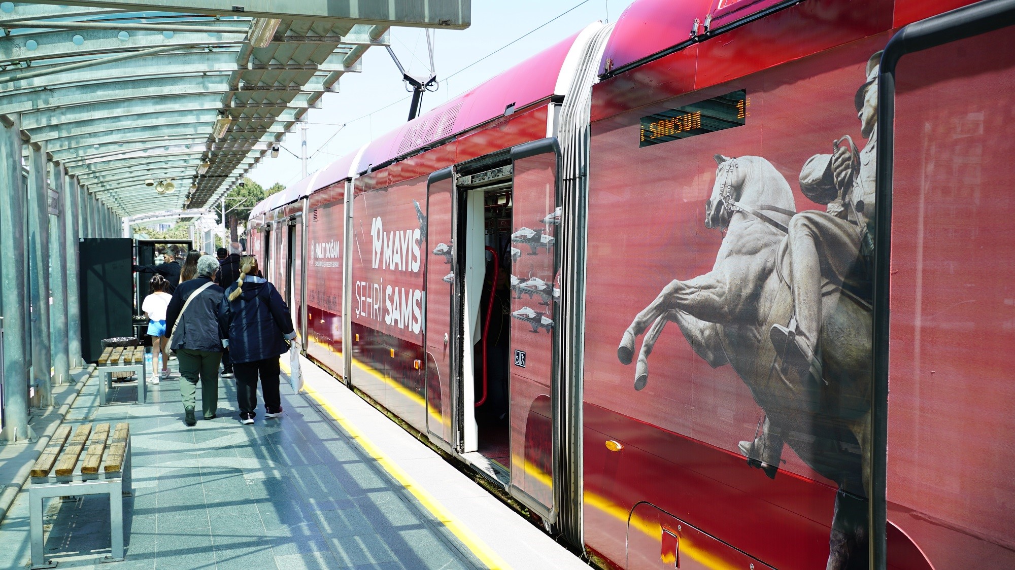 Tramvaylar özel olarak tasarlandı