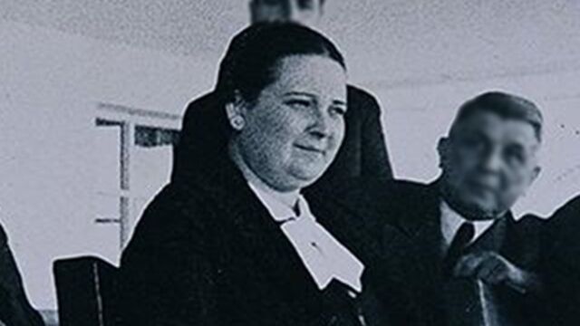 İlk kadın akademisyen Afet İnan