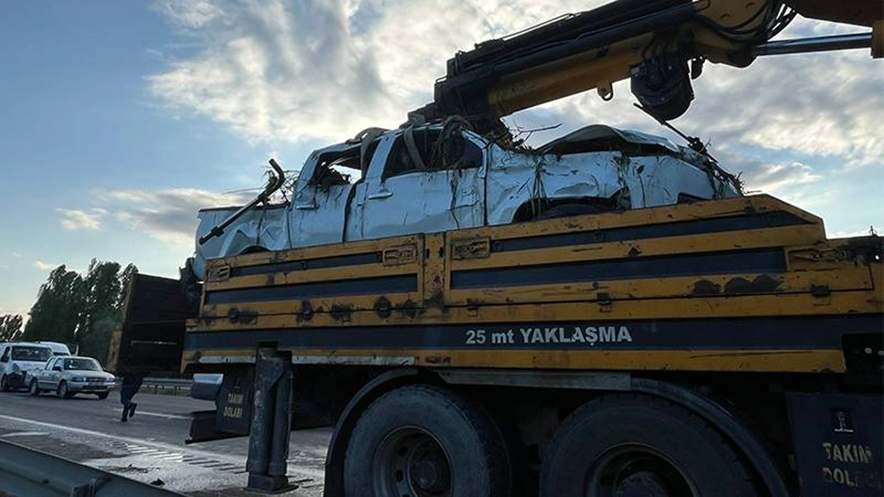 Evli ve üç çocuk annesi olan İlknur Doğan, bugün Sincan ilçesine bağlı Temelli beldesinde ailesi ve yakınları tarafından gözyaşları içinde toprağa verildi.