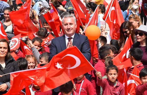 Menemen Belediye Başkan Aday Adayı olmuştu...