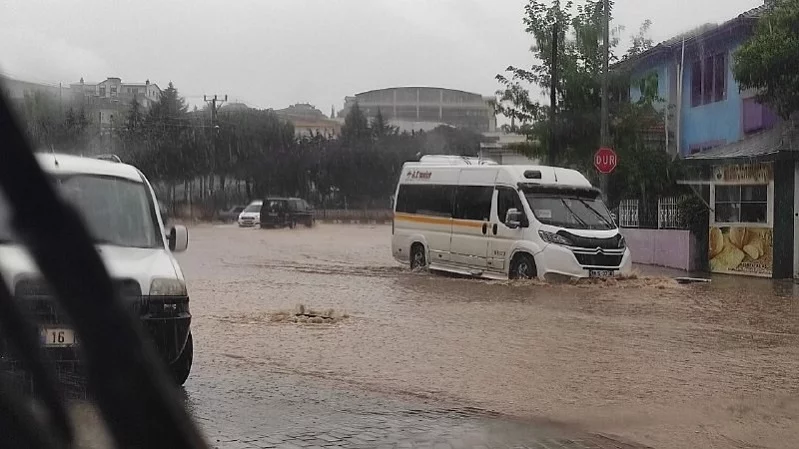 Bursa Sağanak Yağış Ana Foto