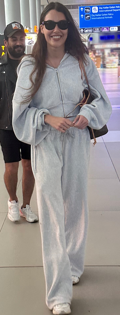 Deniz: "Herkes özgürdür, eleştirmek de özgürlüktür"