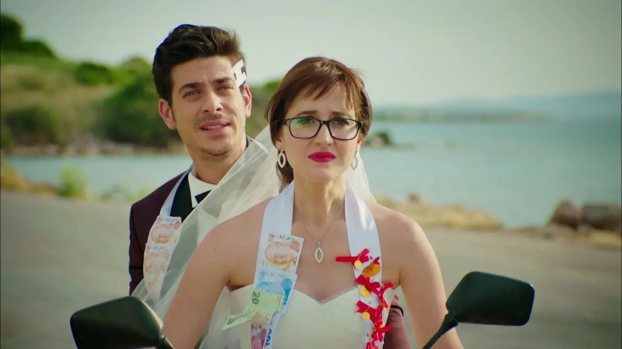 Izmirde Cekilen Diziler 5