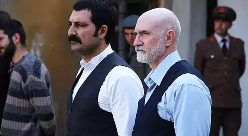 Izmirde Cekilen Diziler 8