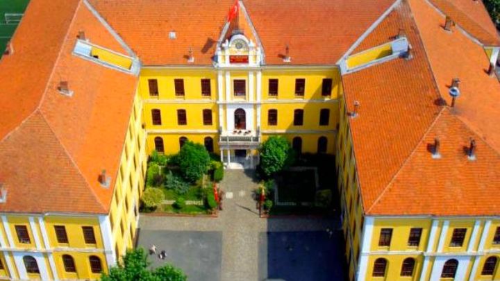  İstanbul Erkek Lisesi