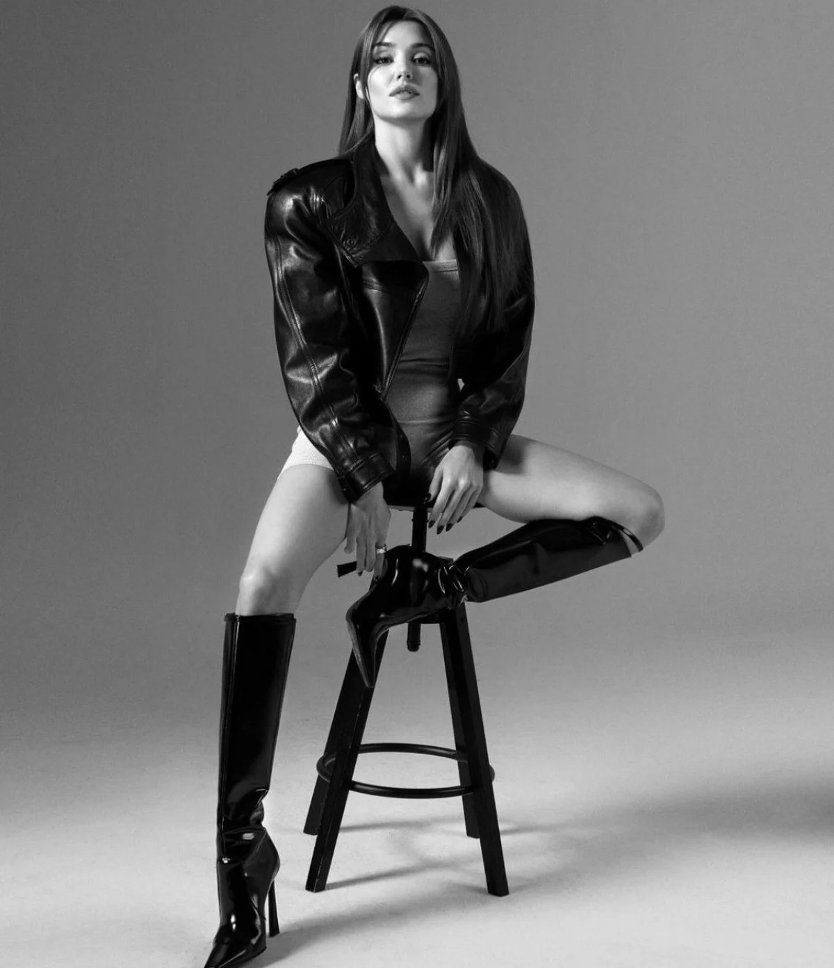 "Oyunculuğu bırak, modelliğe yönel!