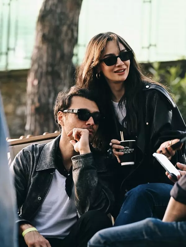 Hakan Kurtaş'tan Cannes'da boy gösteren Birce Akalay'a aşk dolu jest!