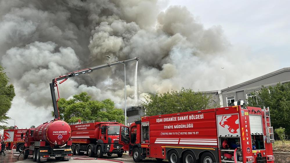 olay yerine itfaiye, jandarma ve tedbir amaçlı 112 sağlık ekipleri sevk edildi