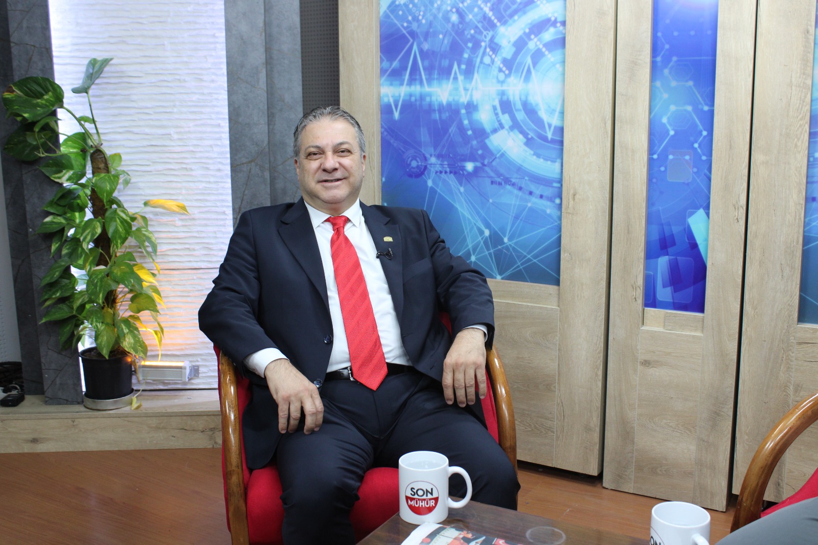 ‘İzmir’in bileşenlerinde oy kaygısı ve siyasi bakış açısı zincirinin kırılması lazım’