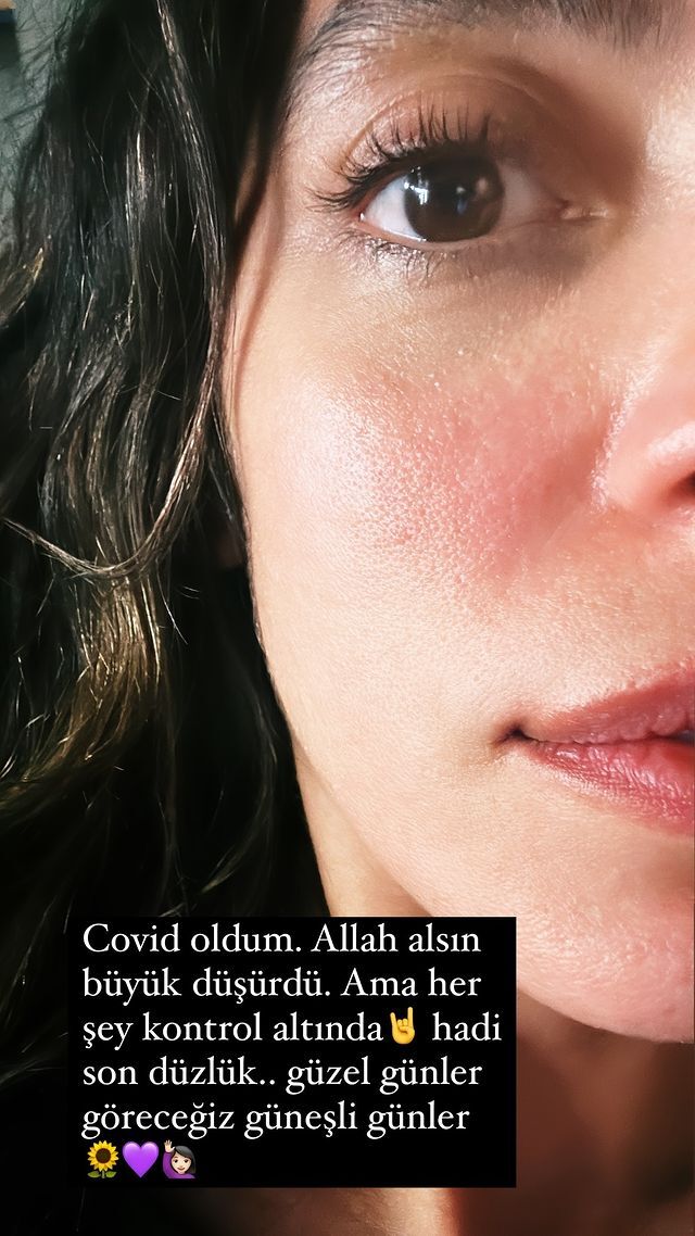 Aktris Selin Şekerci, sosyal medya hesabından yaptığı paylaşımla COVID-19 testinin pozitif olduğunu duyurdu.