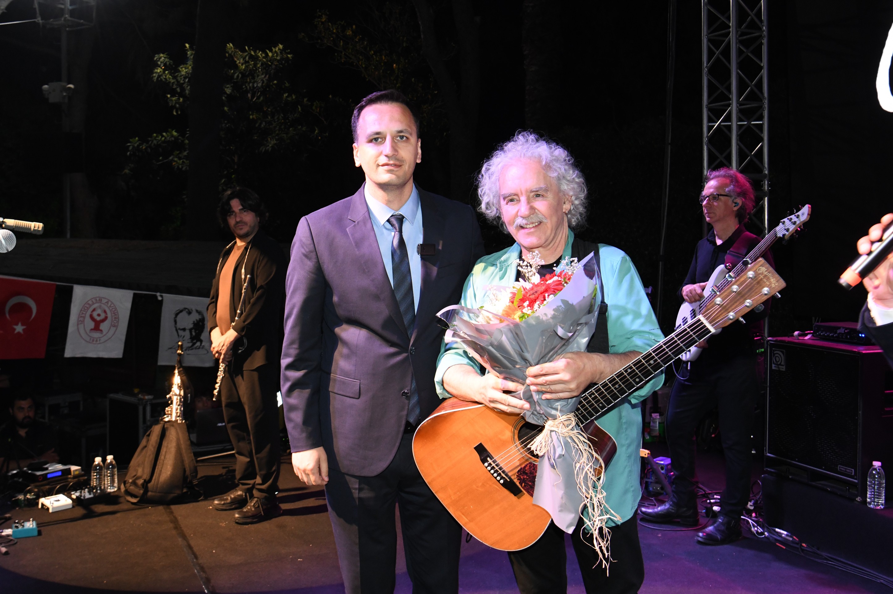 Bugüne Yeni Türkü yakışırdı