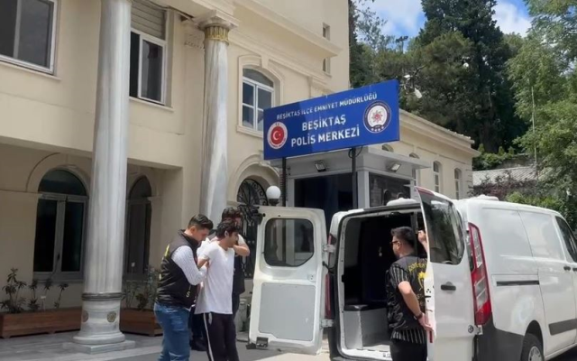 15 Temmuz Şehitler Köprüsünü Trafiğe Kapattı