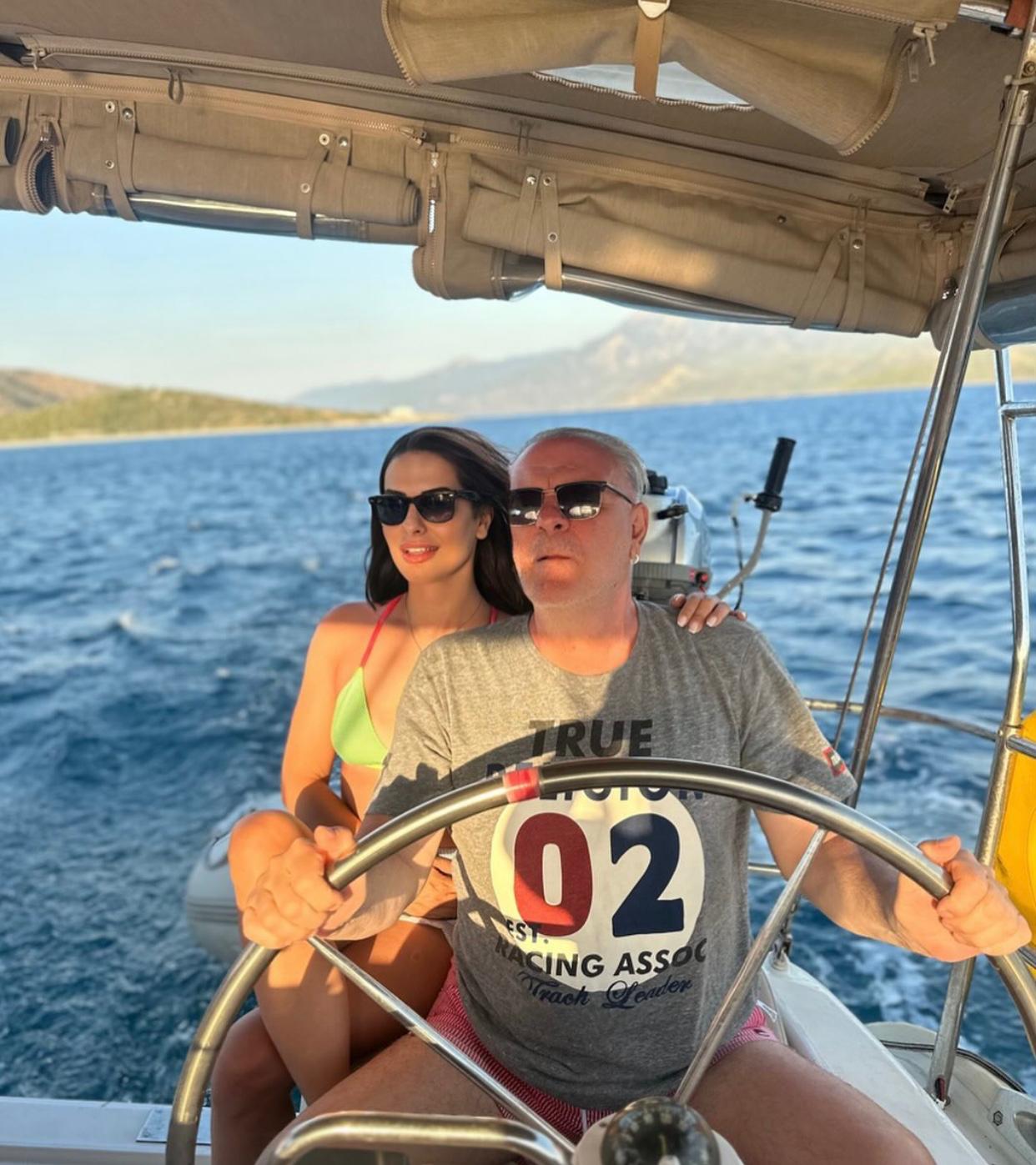 Sosyal medyada paylaşılan balayı anları