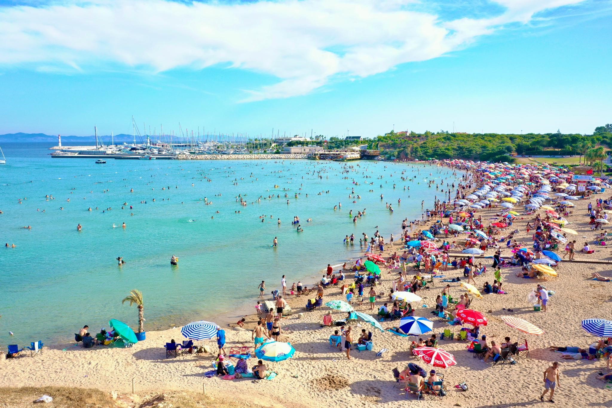 Bayram Didim'e yaradı: Oteller doldu taştı!