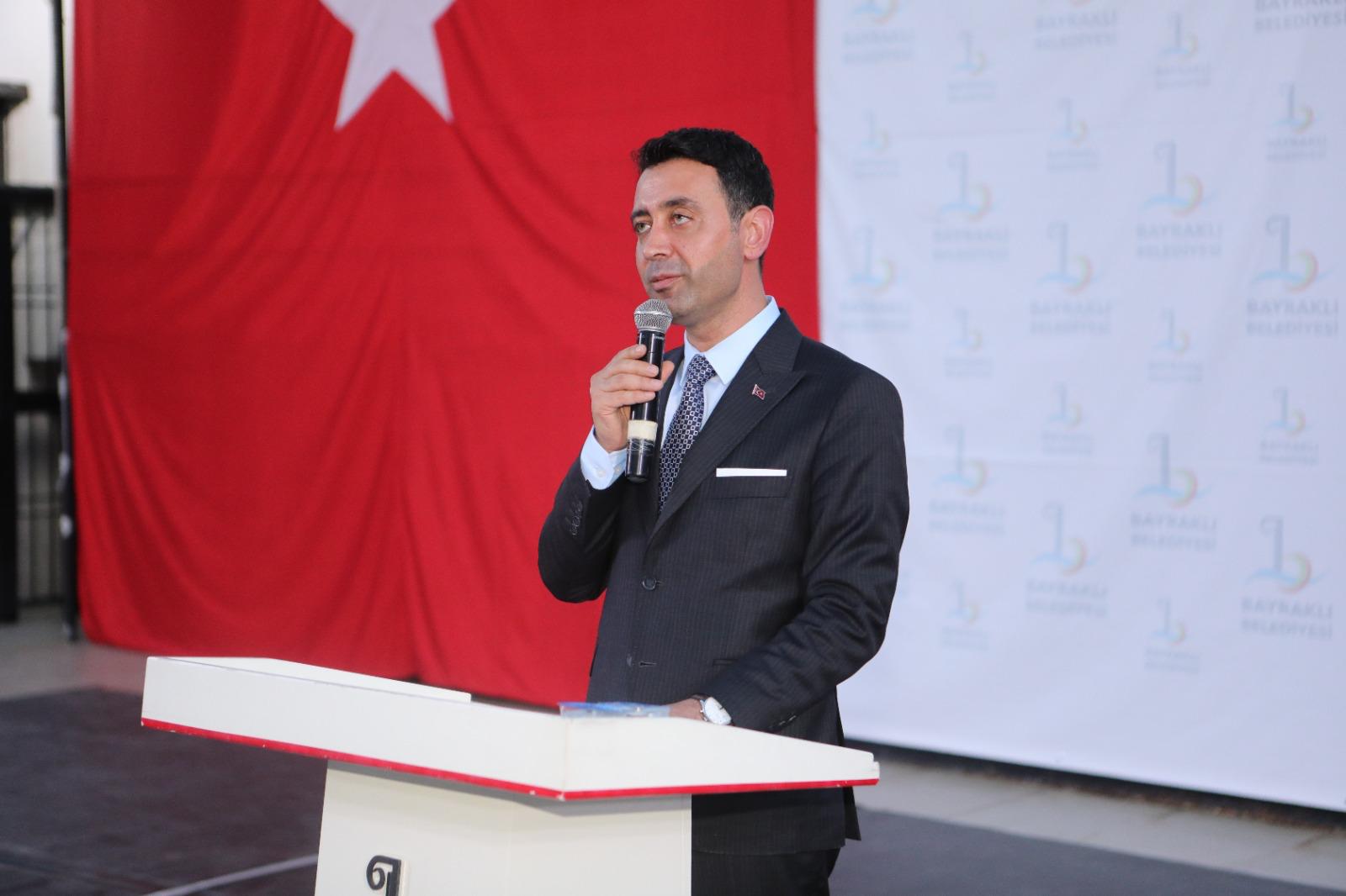 BAYRAKLI’DAN GELECEĞİN SANATÇILARINI ÇIKARMAK İSTİYORUZ