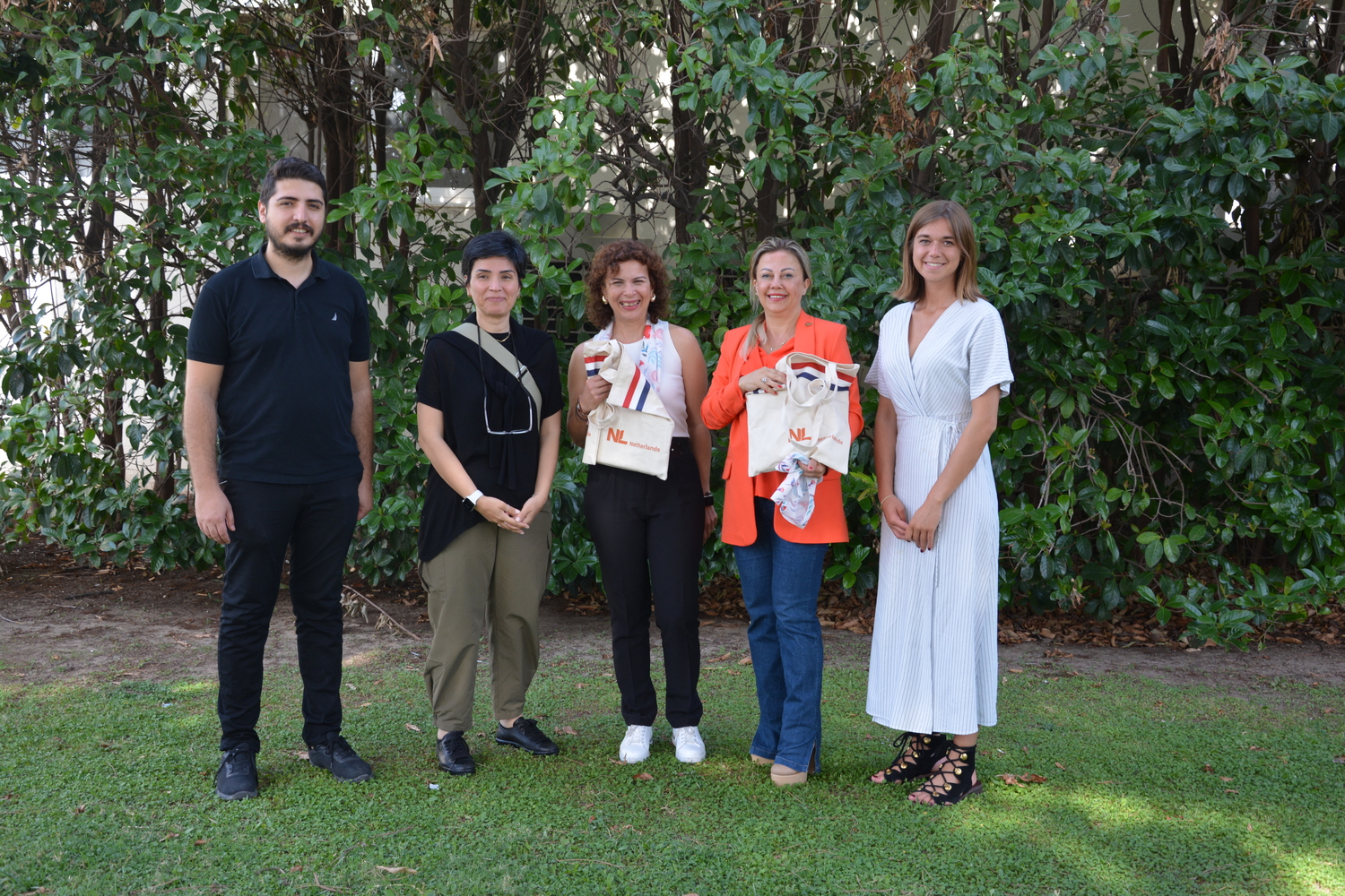 "YÜKSEK SESLE DİLE GETİRİYORUZ"