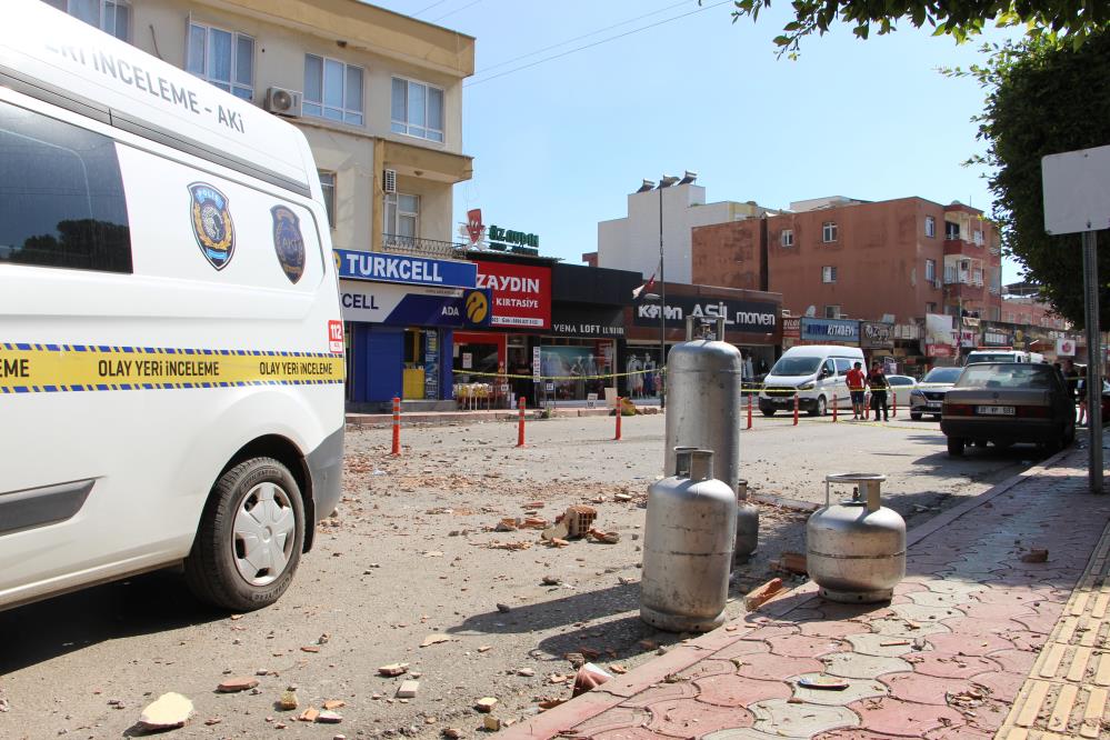 "Bir anda sallayınca deprem sandım ama patlama olmuş"