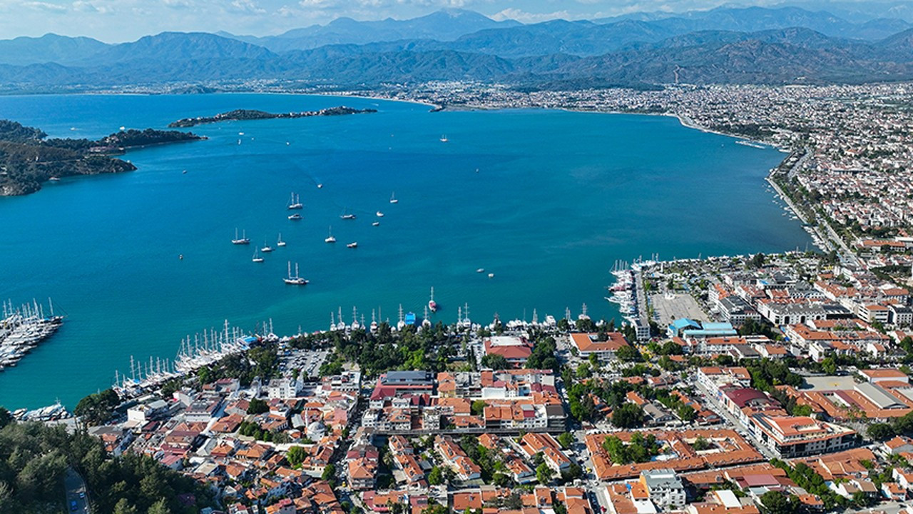 Izmir Fethiye Arasi Kac Km 3