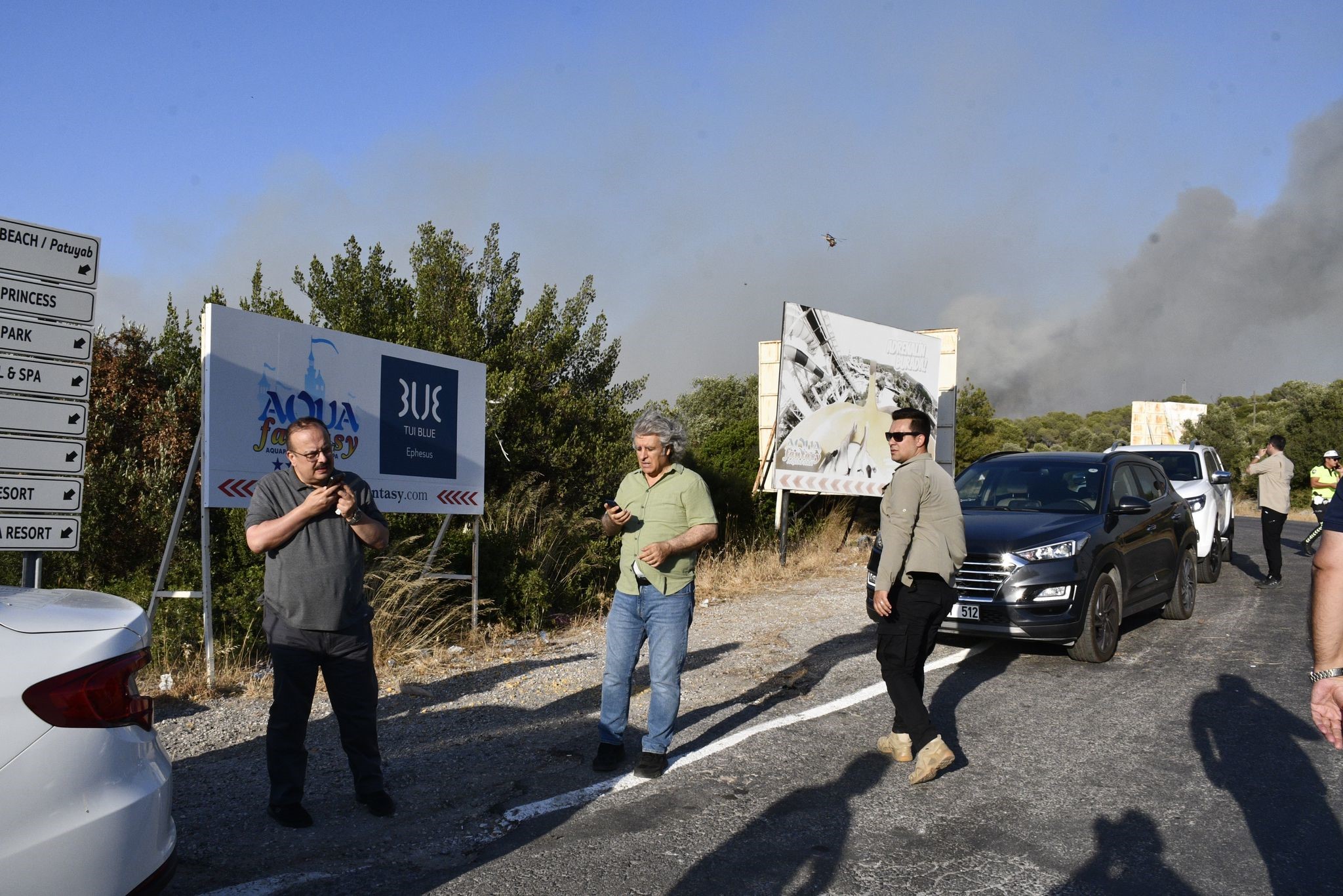 İzmir'deki Yangınlara 972 Ormancı Müdahale Ediyor (1)