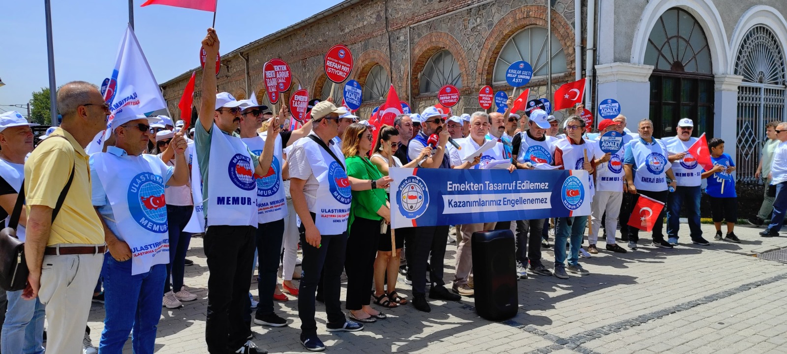 'Toplu sözleşme kazanımımızdır'