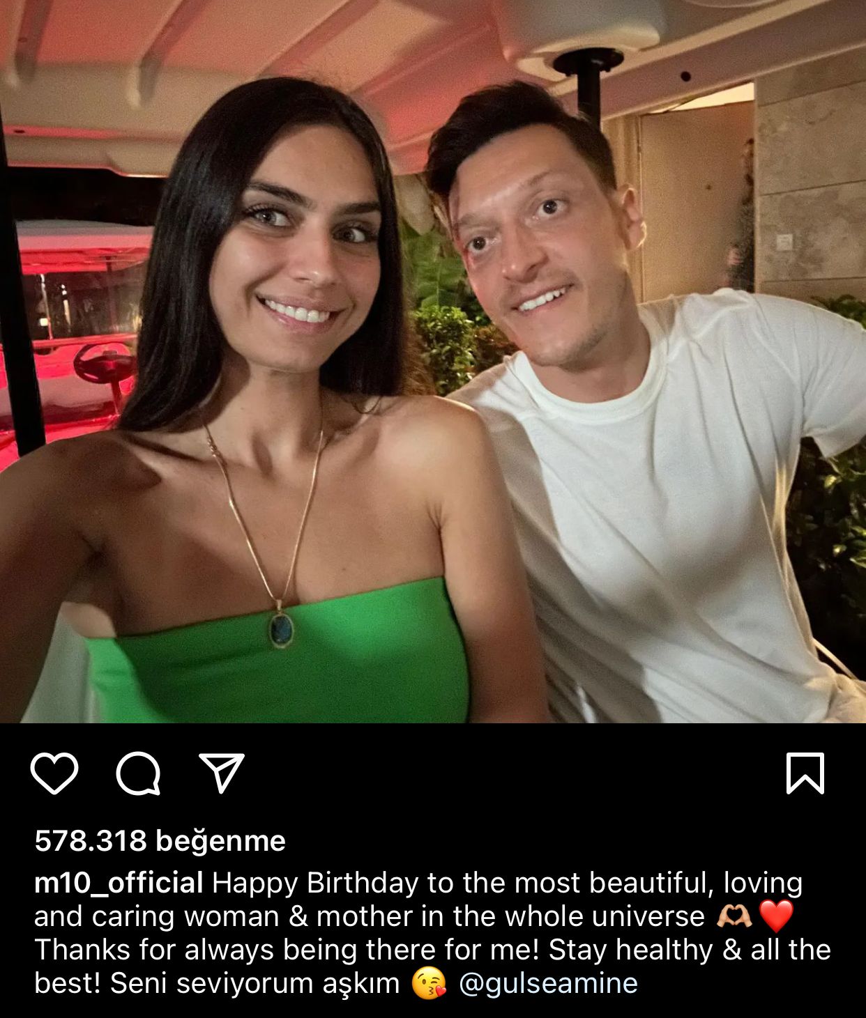 Mesut Özil'den romantik doğum günü mesajı