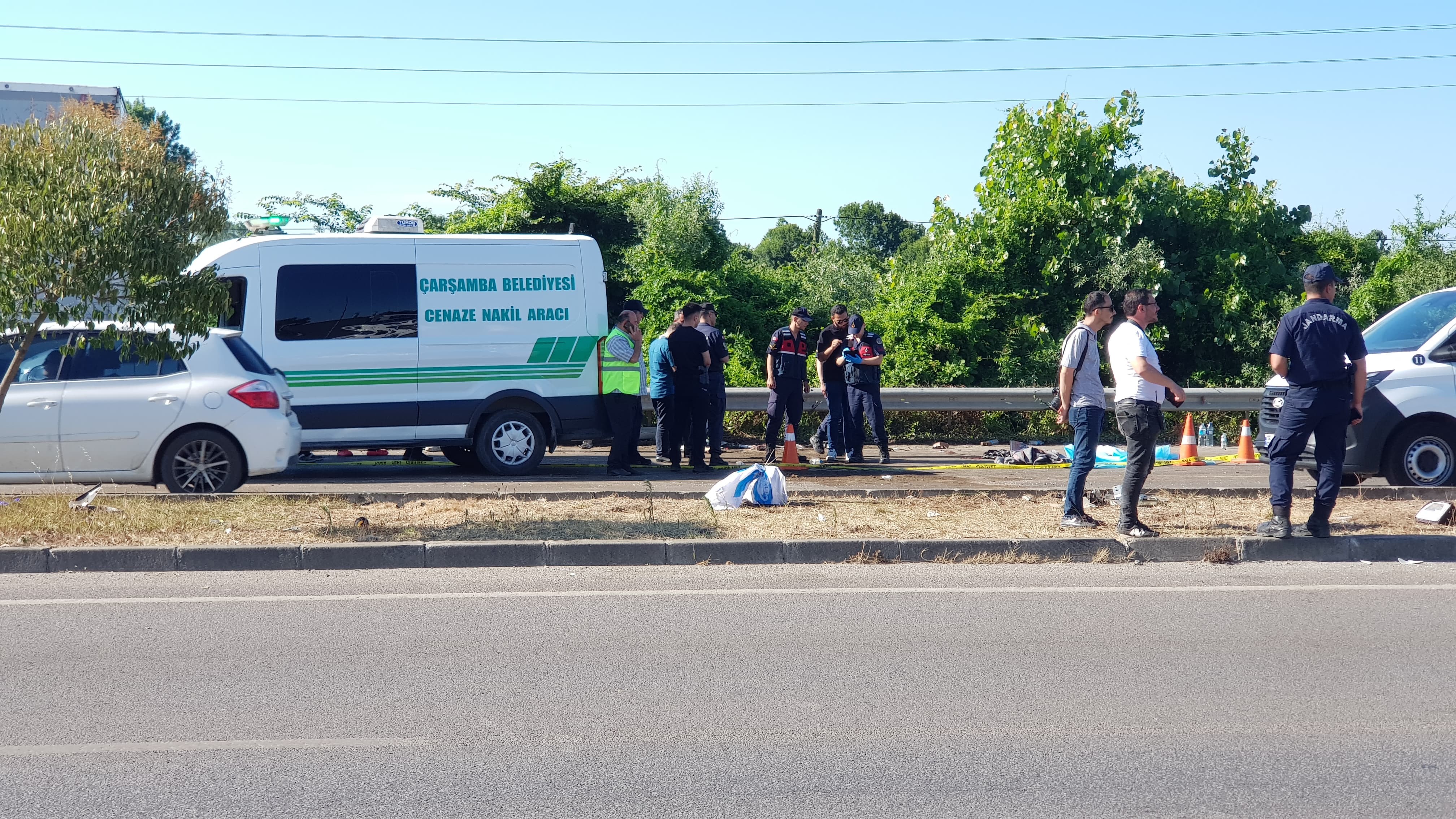 Samsun'da Zincirleme Trafik Kazası 1 Ölü, 2 Ağır Yaralı (1)