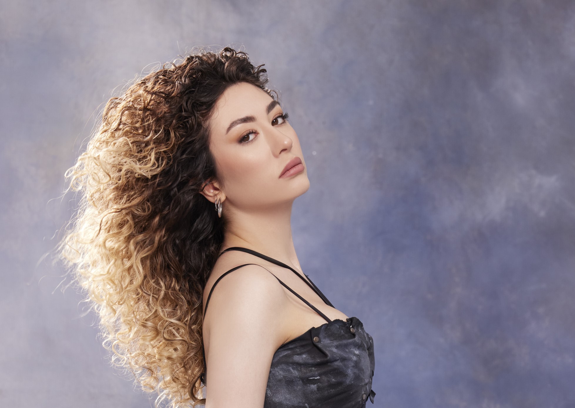 10 yıldır müzik dünyasında sevilerek dinleniyor