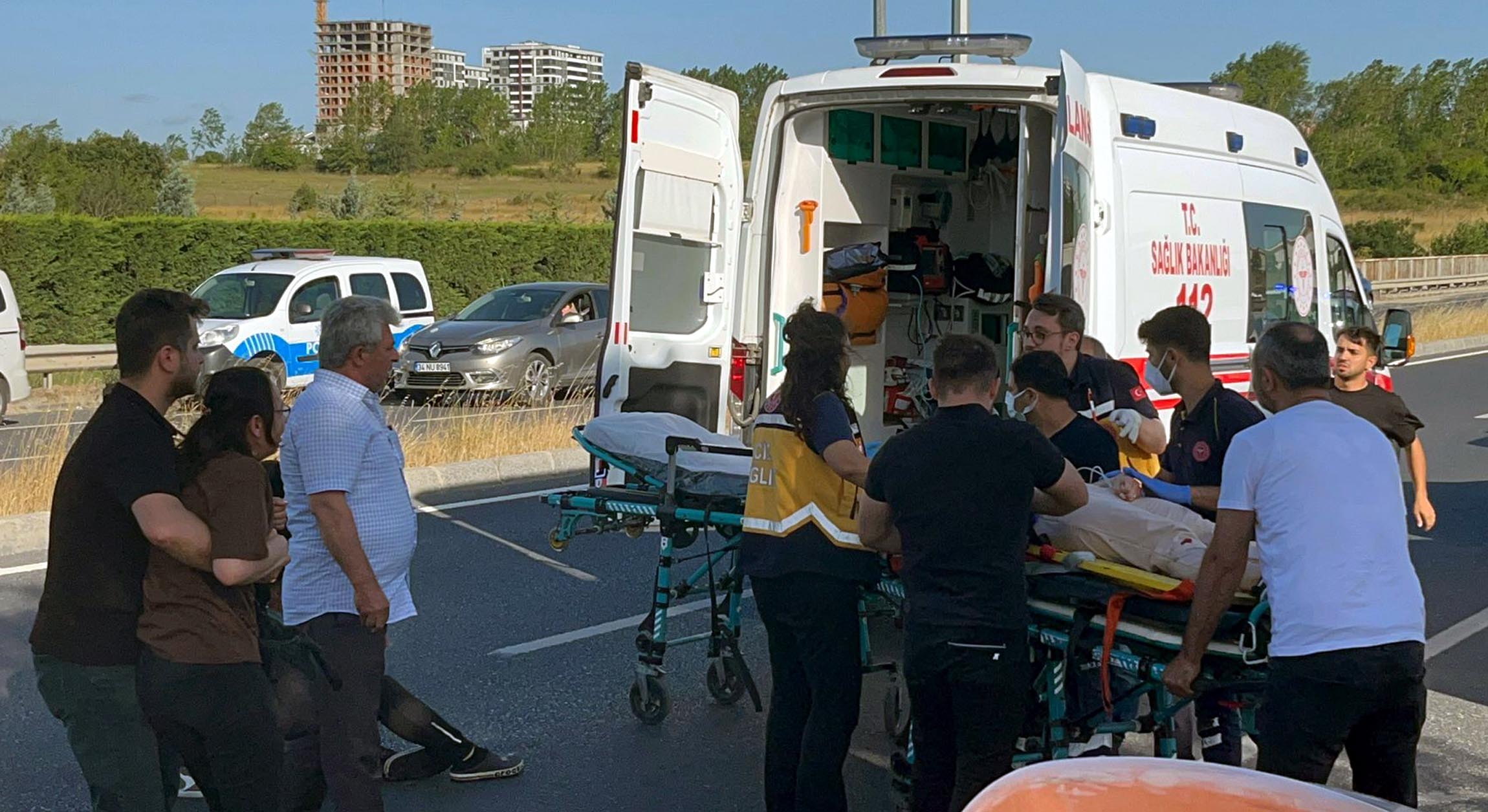 Tekirdağ’da Iki Otomobil Kafa Kafaya Çarpıştı; 6 Yaralı (3)