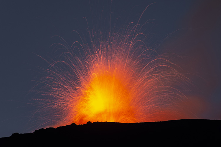 Etna'nın deniz seviyesinden yüksekliği değişti