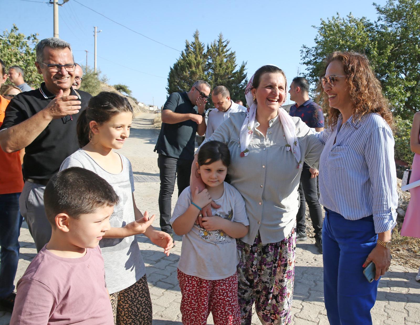 “VATANDAŞ BULUŞMALARINI ÖNEMSİYORUZ”