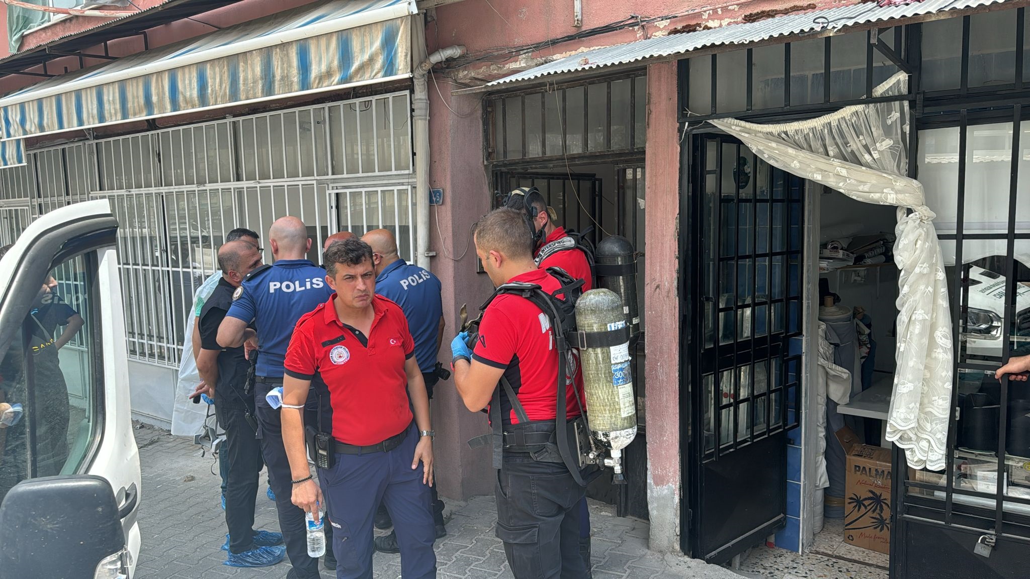 Mersin'de kötü koku ihbarı: Evde cansız beden bulundu!