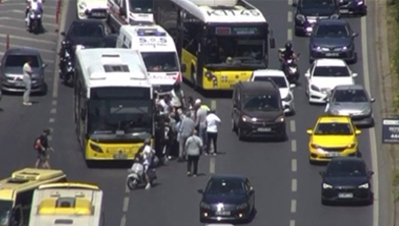 "Sesi duyunca çektim kenara yardıma koştum"