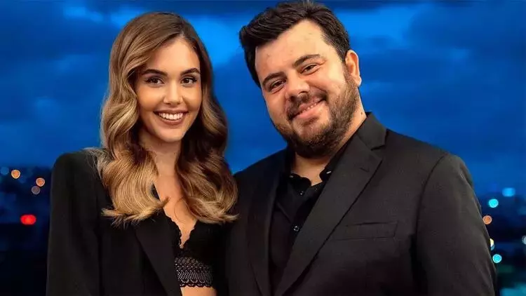 Berfu Yenenler Kimdir 1